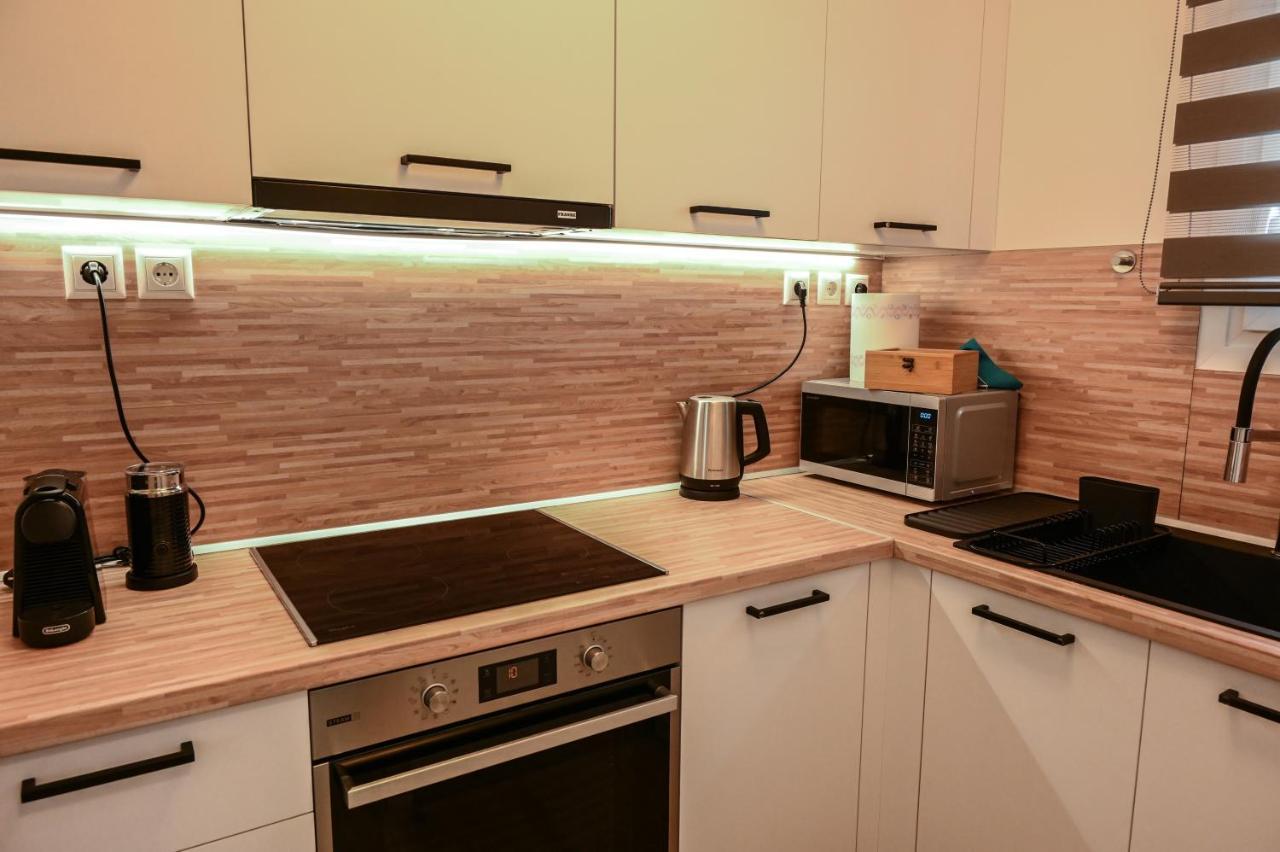 Larisa Hospitality I - Roof Top Apartment - With Free Parking エクステリア 写真