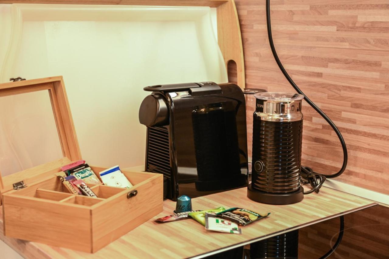 Larisa Hospitality I - Roof Top Apartment - With Free Parking エクステリア 写真